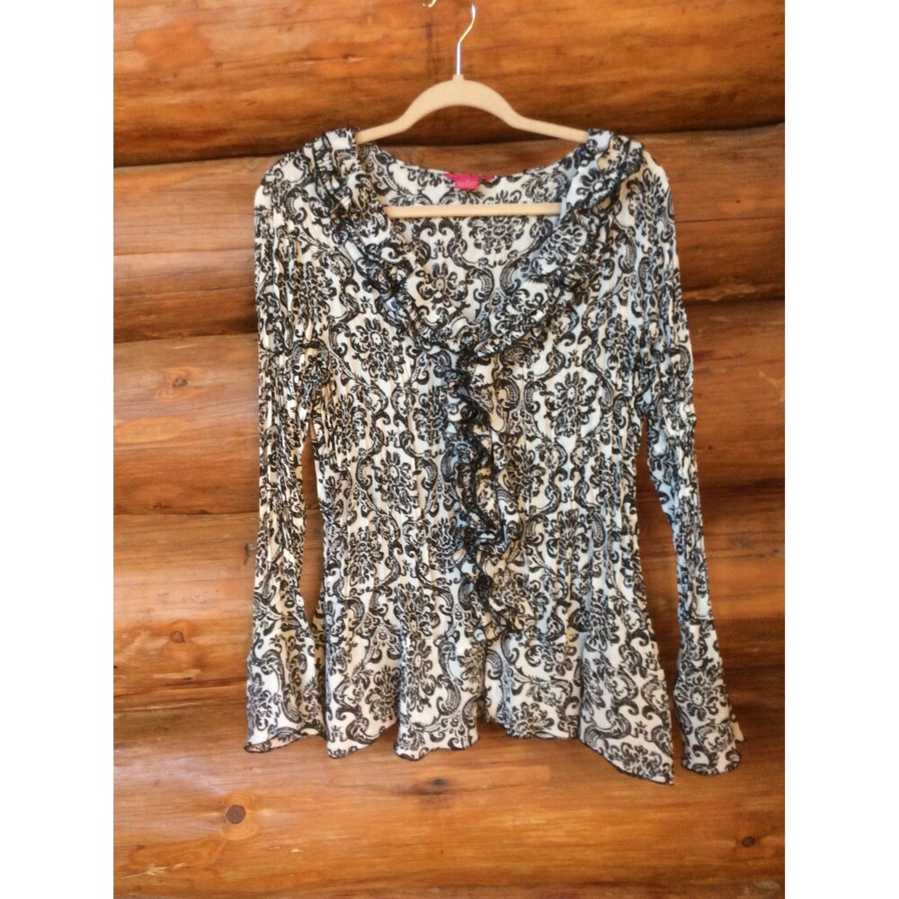 Sunny Leigh Vintage Inspired Modern Goth Black & White Crinkle Ruffle Top 1X